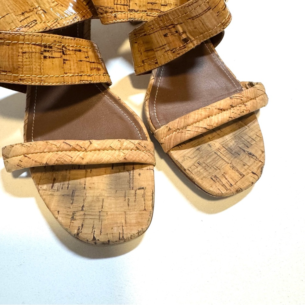 Donald J. Pliner Patent Leather Cork Slip On Kitten Heel Sandals Neutral Size 6 - Picture 4 of 10